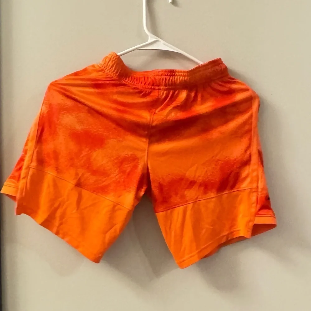 Under Armour Big Boys Stunt 3.0 Plus Drawcord Shorts size S